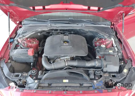 2017 Jaguar Xe 25T Premium из США, поврежденный, VIN SAJAD4BG8HA975976